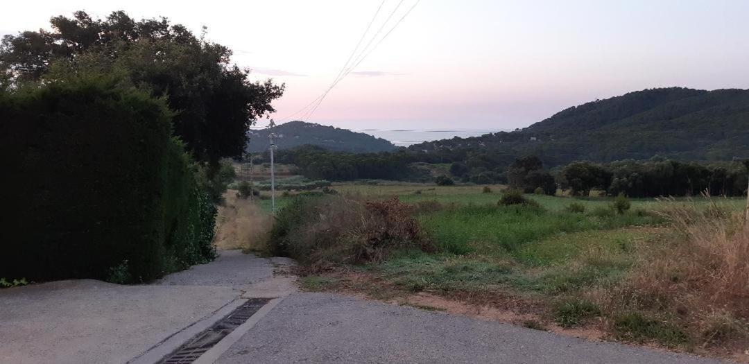Estudio Vistas Al Mar Tamariu Y Bosques De Begur Eksteriør billede